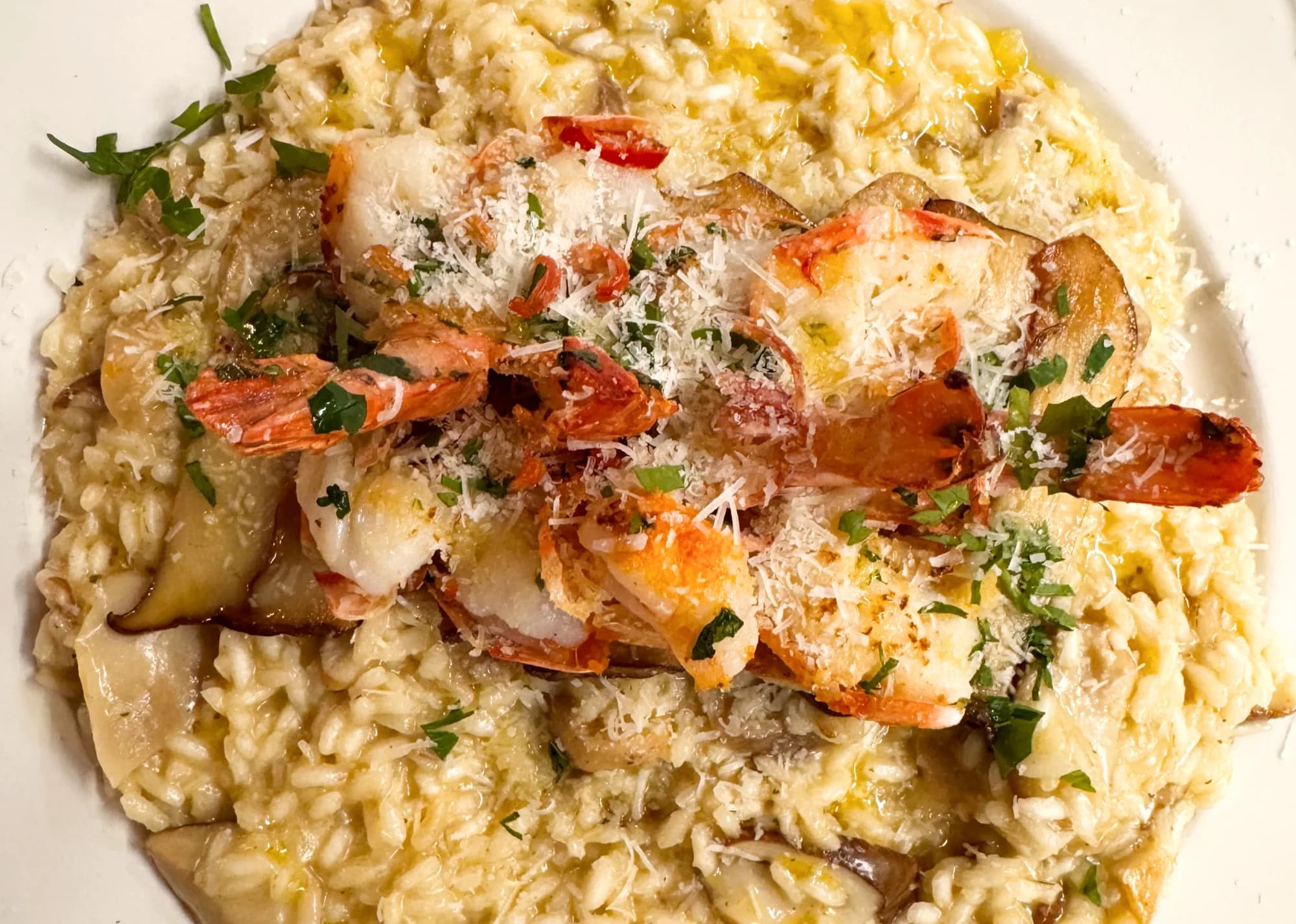 Cremiges Risotto mit Riesencrevetten und Steinpilzen